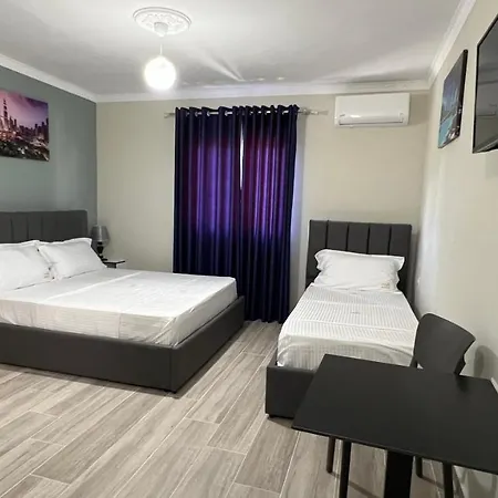 Hotel Aaron Durres