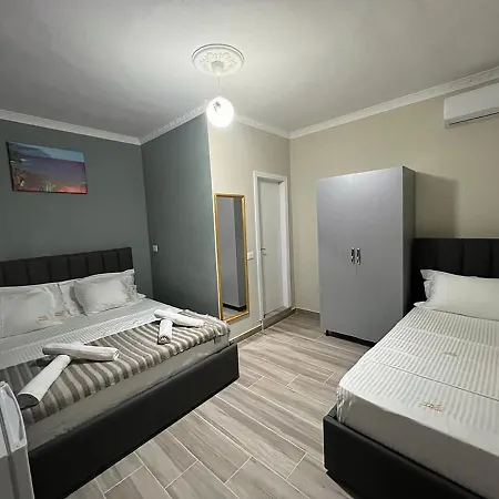 Hotel Aaron Durres
