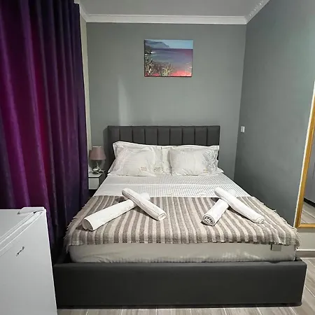 Hotel Aaron Durres