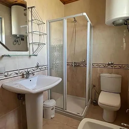 Aaron Hotel