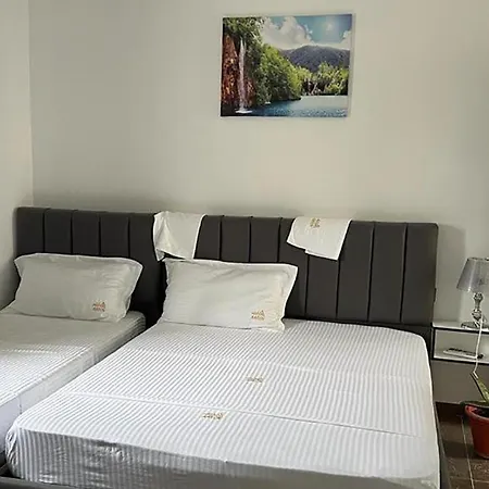 Hotel Aaron Durres